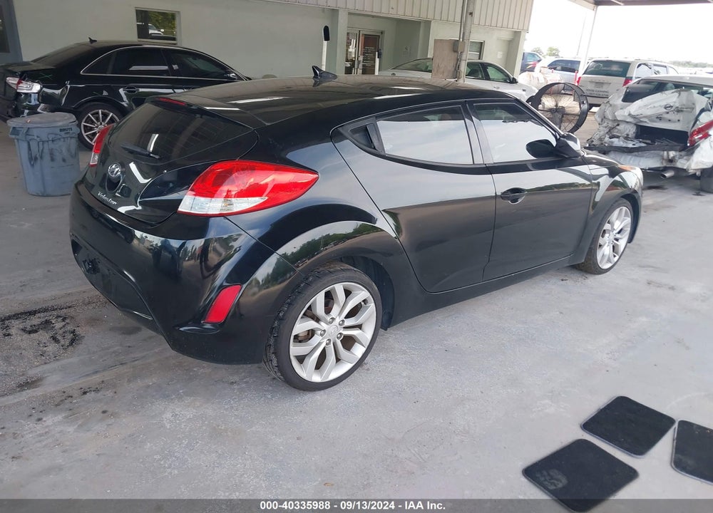 2013 HYUNDAI VELOSTER BASE W/BLACK VIN: KMHTC6AD9DU093409