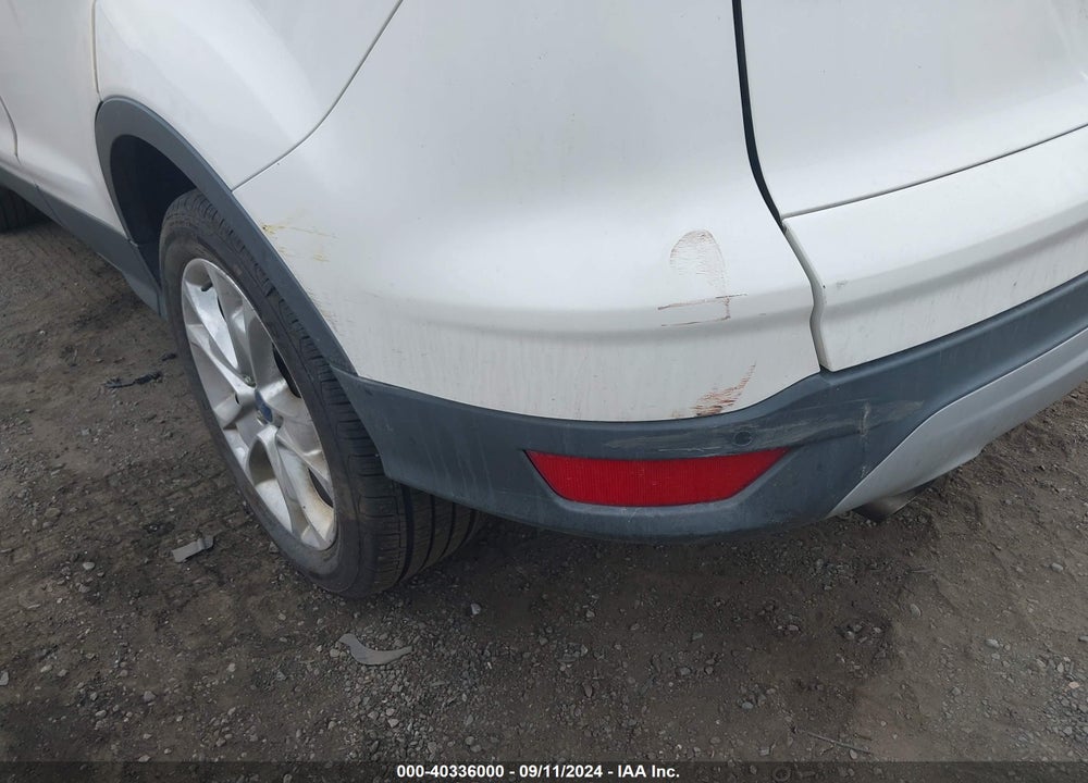 2015 FORD ESCAPE TITANIUM VIN: 1FMCU9JX9FUB63597
