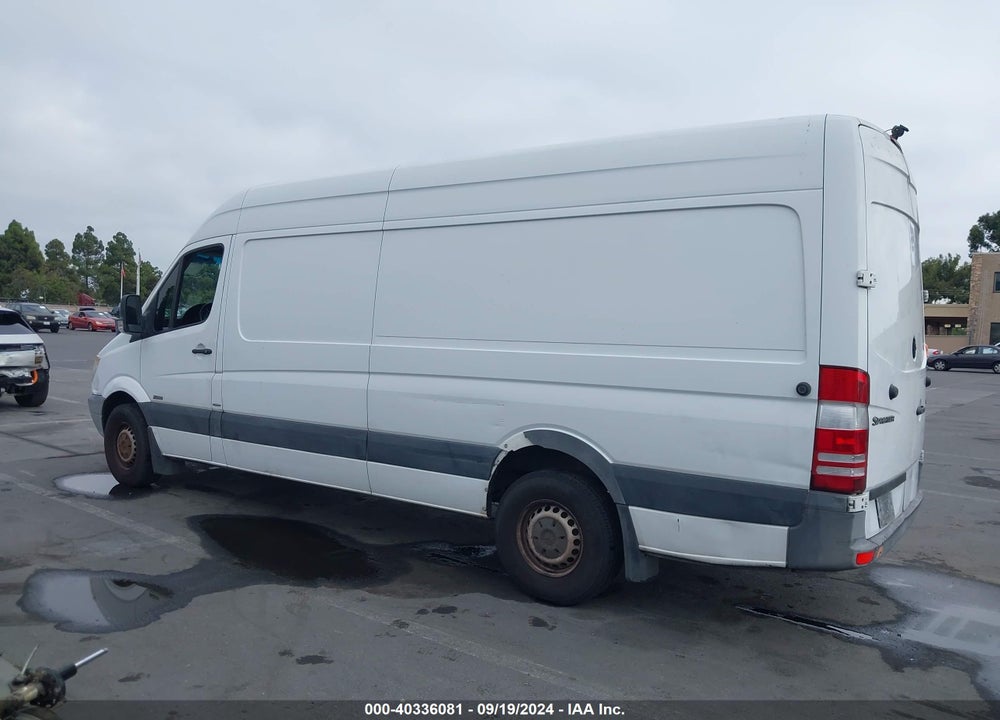 2010 MERCEDES-BENZ SPRINTER VAN 2500 HIGH ROOF VIN: WD3PE8CC3A5442855