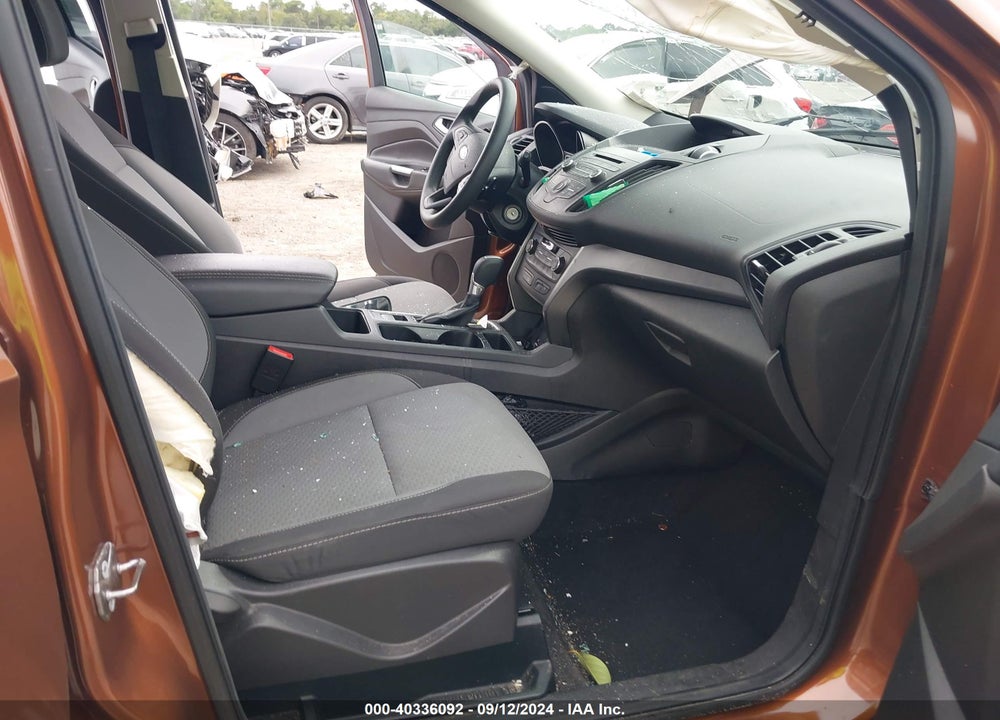 2017 FORD ESCAPE SE VIN: 1FMCU9GD0HUC46139