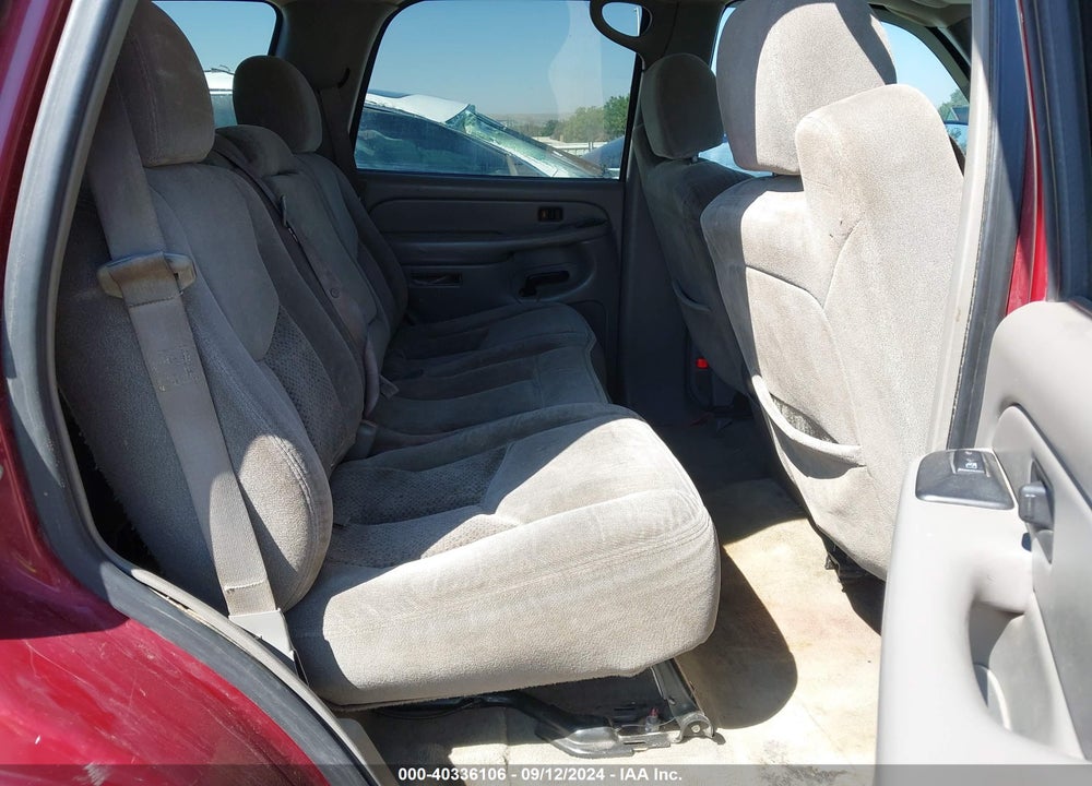 2004 CHEVROLET TAHOE LS VIN: 1GNEK13Z44R242976