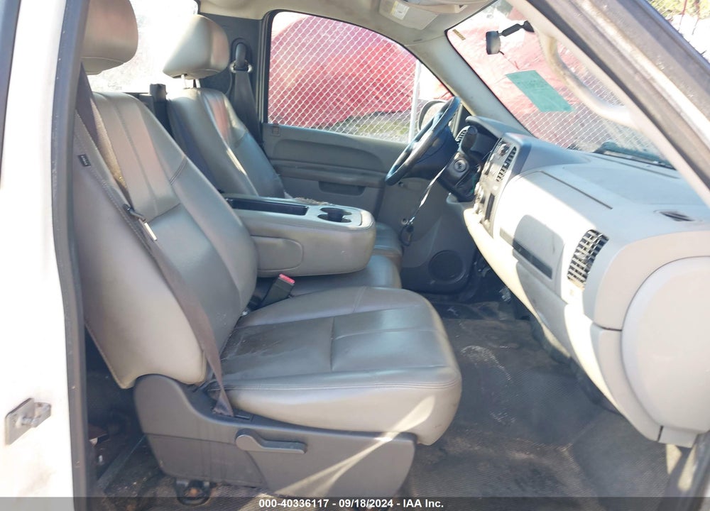 2011 CHEVROLET SILVERADO 1500 WORK TRUCK VIN: 1GCNCPEX1BZ151567