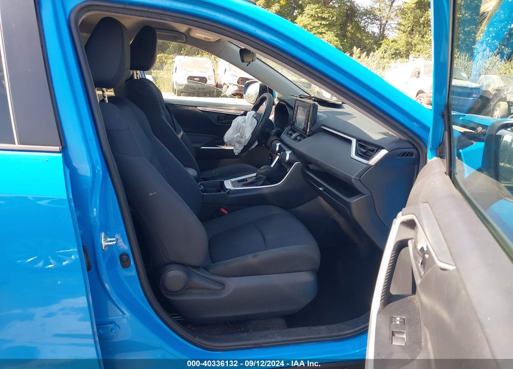 2019 TOYOTA RAV4 LE VIN: 2T3G1RFV0KW052018