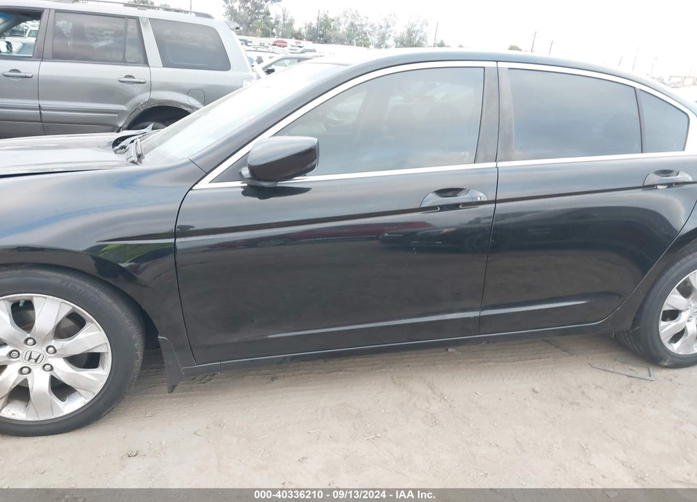 2010 HONDA ACCORD 2.4 EX-L VIN: 1HGCP2F8XAA117874
