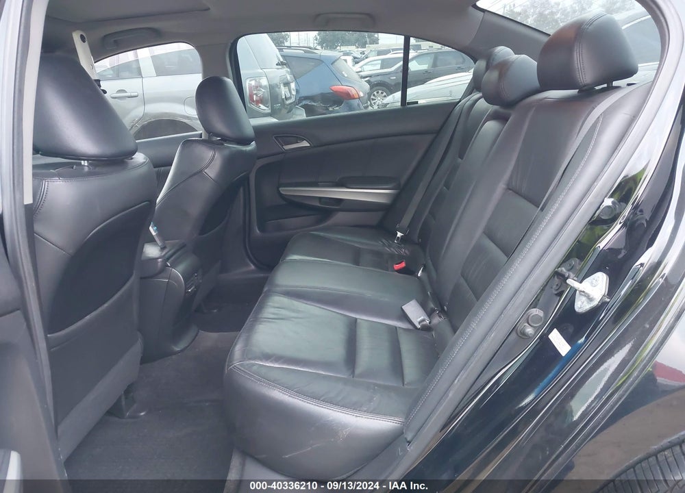 2010 HONDA ACCORD 2.4 EX-L VIN: 1HGCP2F8XAA117874