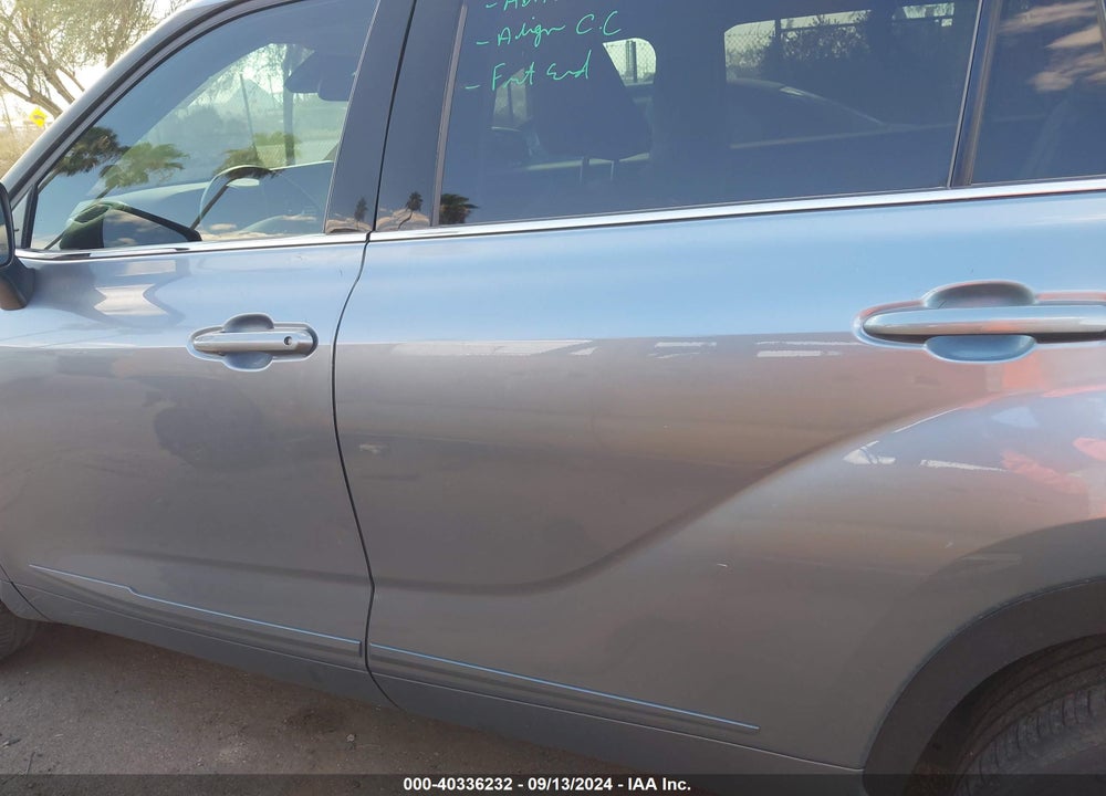 2020 TOYOTA HIGHLANDER LE VIN: 5TDZZRAH0LS020207