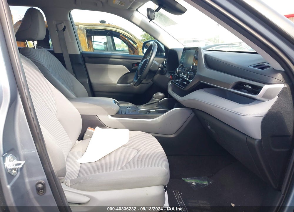 2020 TOYOTA HIGHLANDER LE VIN: 5TDZZRAH0LS020207