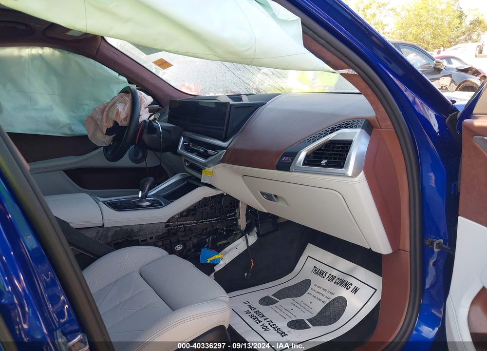 2024 BMW XM VIN: 5YM23CS0XR9V07020