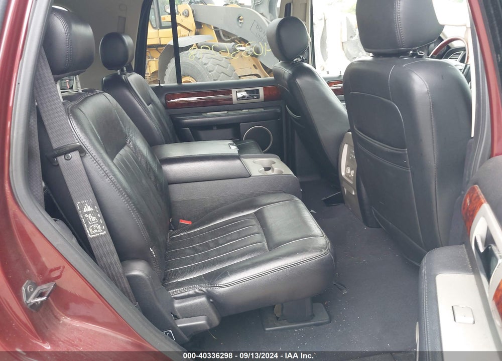 2003 LINCOLN NAVIGATOR VIN: 5LMFU28R43LJ49844