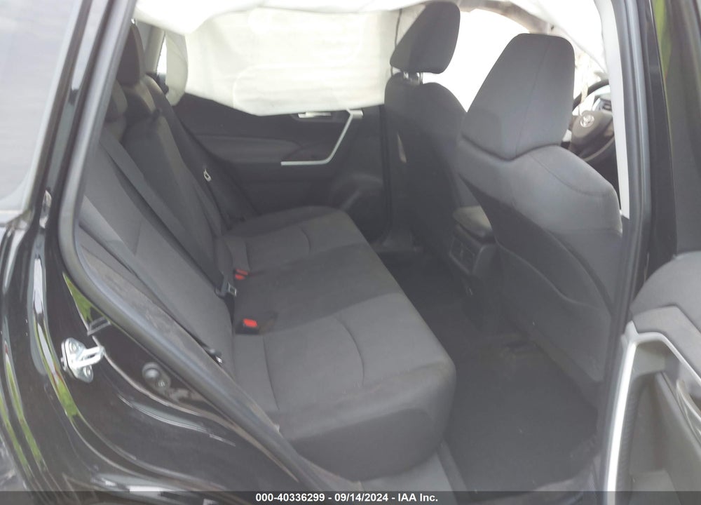 2021 TOYOTA RAV4 XLE VIN: 2T3W1RFV1MC134596