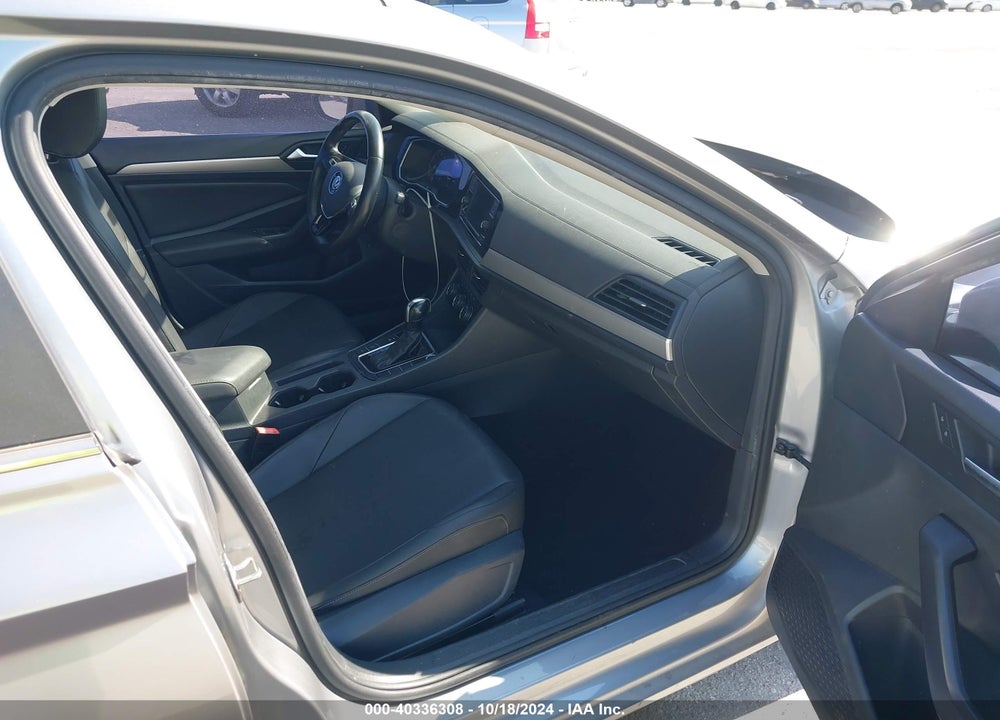 2019 VOLKSWAGEN JETTA 1.4T R-LINE/1.4T S/1.4T SE VIN: 3VWCB7BU4KM213563