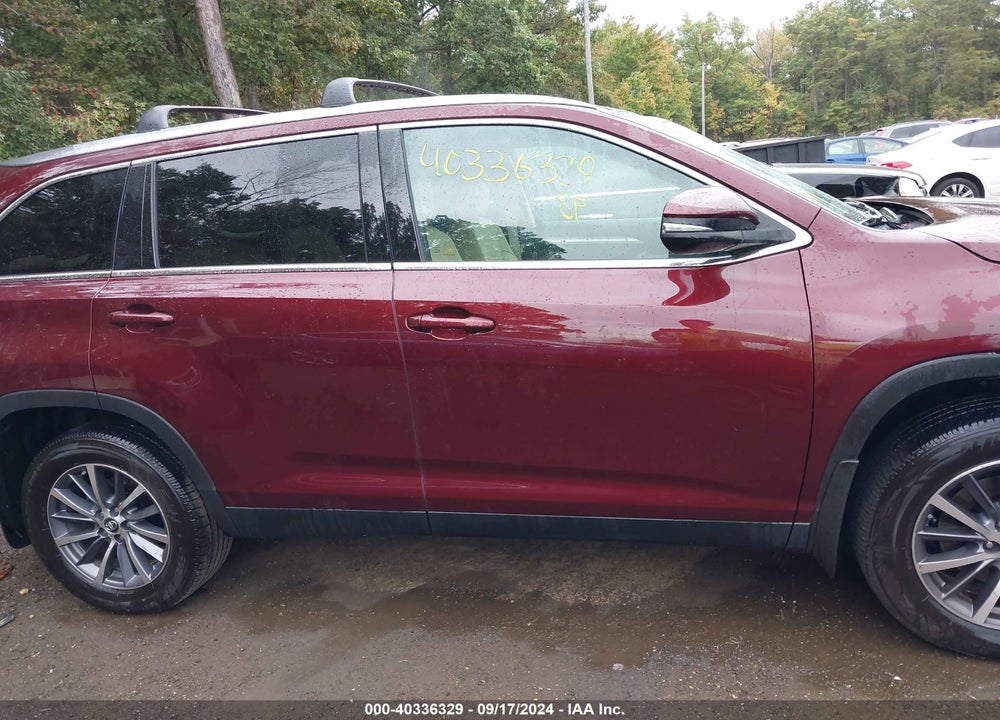 2019 TOYOTA HIGHLANDER XLE VIN: 5TDJZRFHXKS951110
