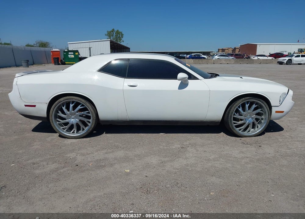 2014 DODGE CHALLENGER SXT VIN: 2C3CDYAG1EH208861