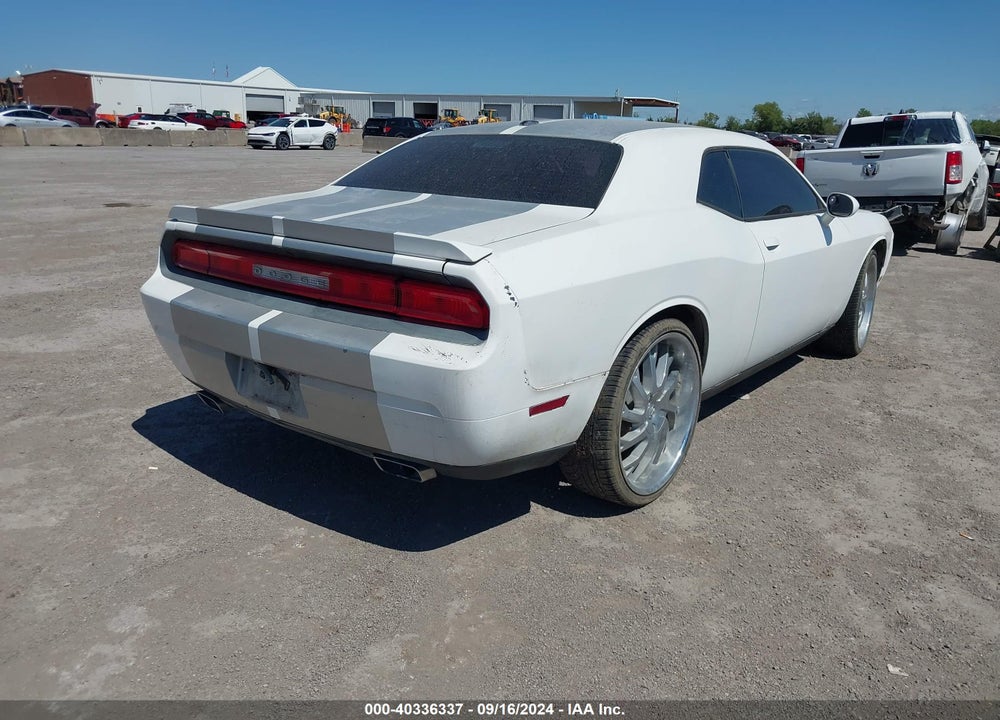 2014 DODGE CHALLENGER SXT VIN: 2C3CDYAG1EH208861