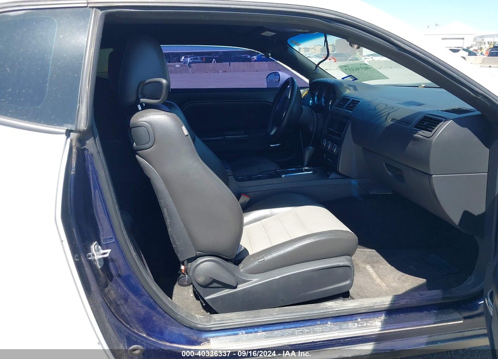 2014 DODGE CHALLENGER SXT VIN: 2C3CDYAG1EH208861