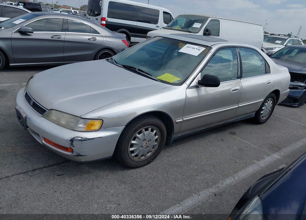 1996 HONDA ACCORD EX/EX-R VIN: 1HGCD5653TA120893