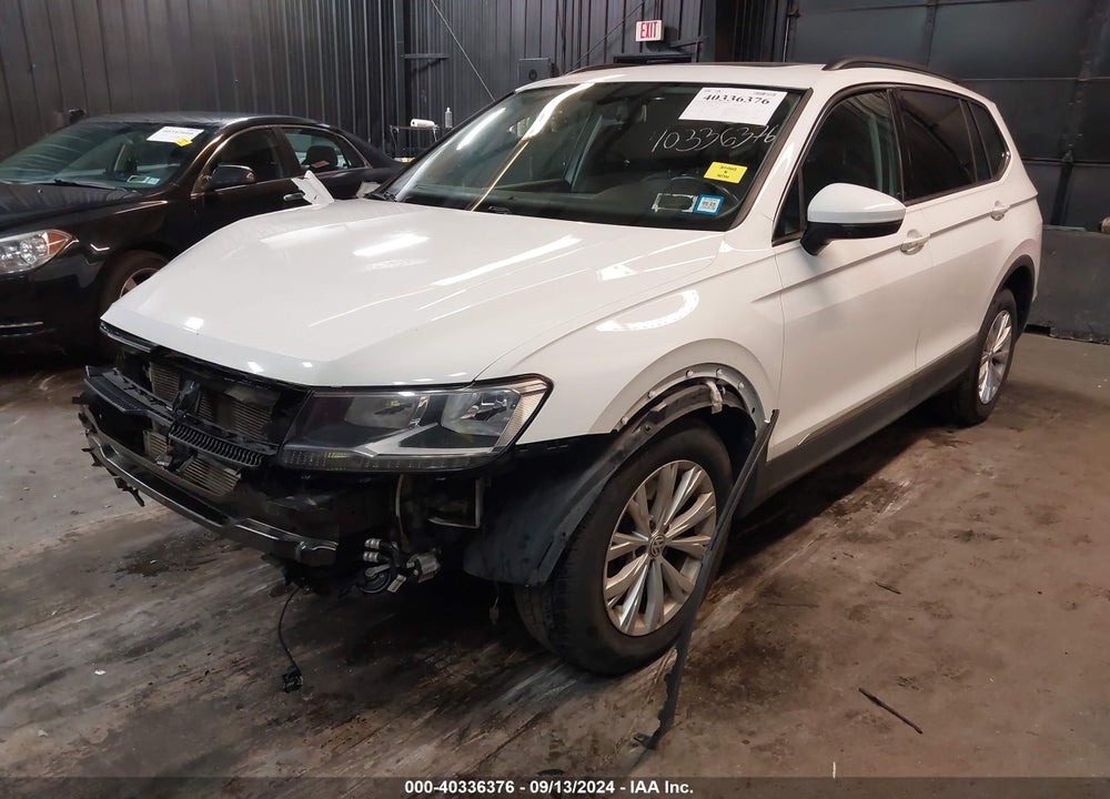 2018 VOLKSWAGEN TIGUAN 2.0T SE/2.0T SEL VIN: 3VV2B7AXXJM098333