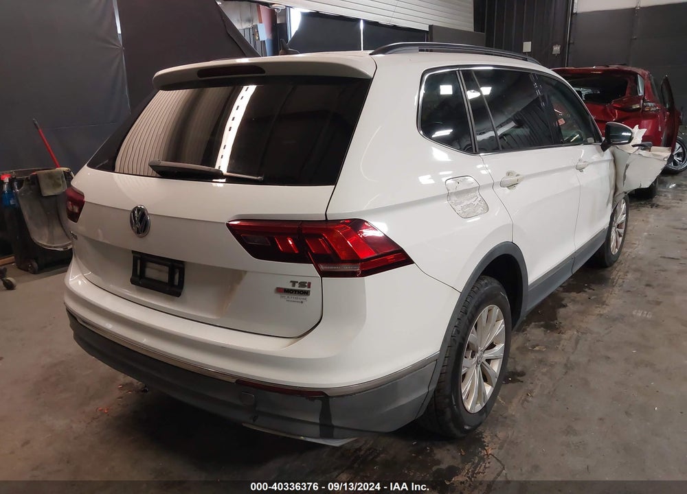 2018 VOLKSWAGEN TIGUAN 2.0T SE/2.0T SEL VIN: 3VV2B7AXXJM098333