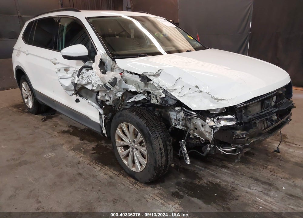 2018 VOLKSWAGEN TIGUAN 2.0T SE/2.0T SEL VIN: 3VV2B7AXXJM098333