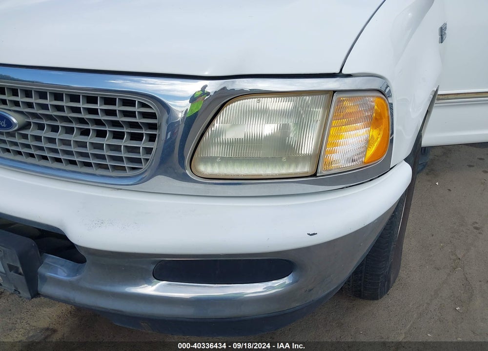 1998 FORD EXPEDITION EDDIE BAUER/XLT VIN: 1FMRU17L5WLB72156