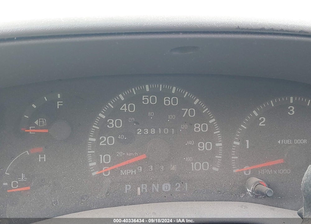 1998 FORD EXPEDITION EDDIE BAUER/XLT VIN: 1FMRU17L5WLB72156