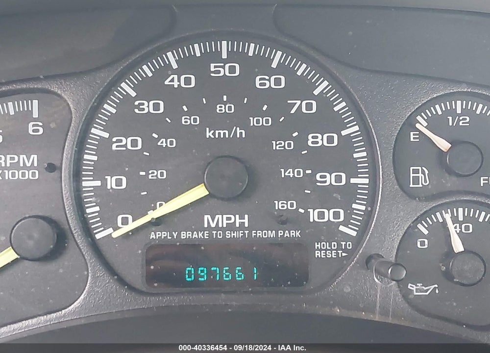 2001 GMC SIERRA 1500 SL VIN: 1GTEC14V91Z195084