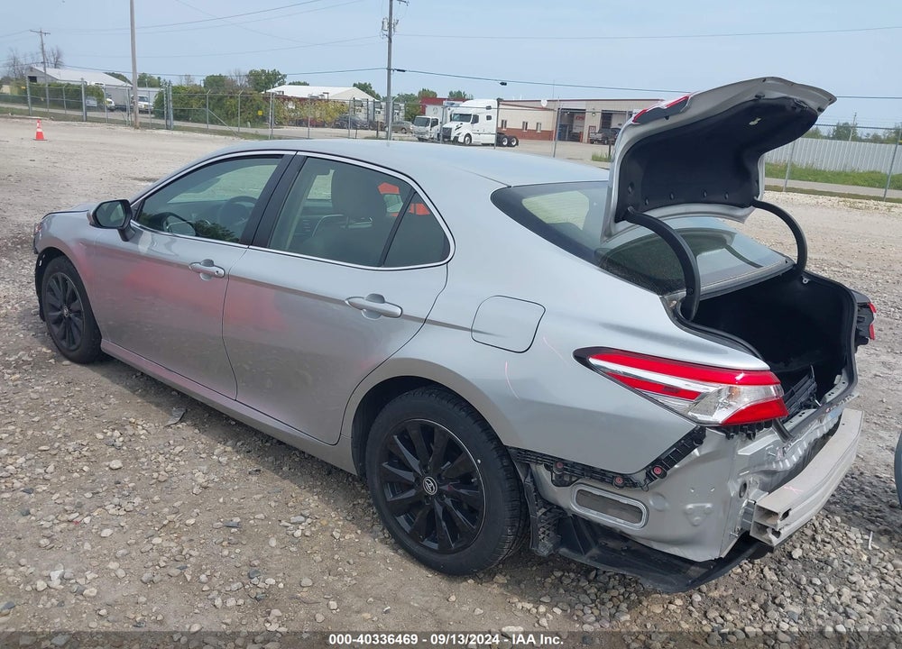 2018 TOYOTA CAMRY LE VIN: JTNB11HK1J3045994