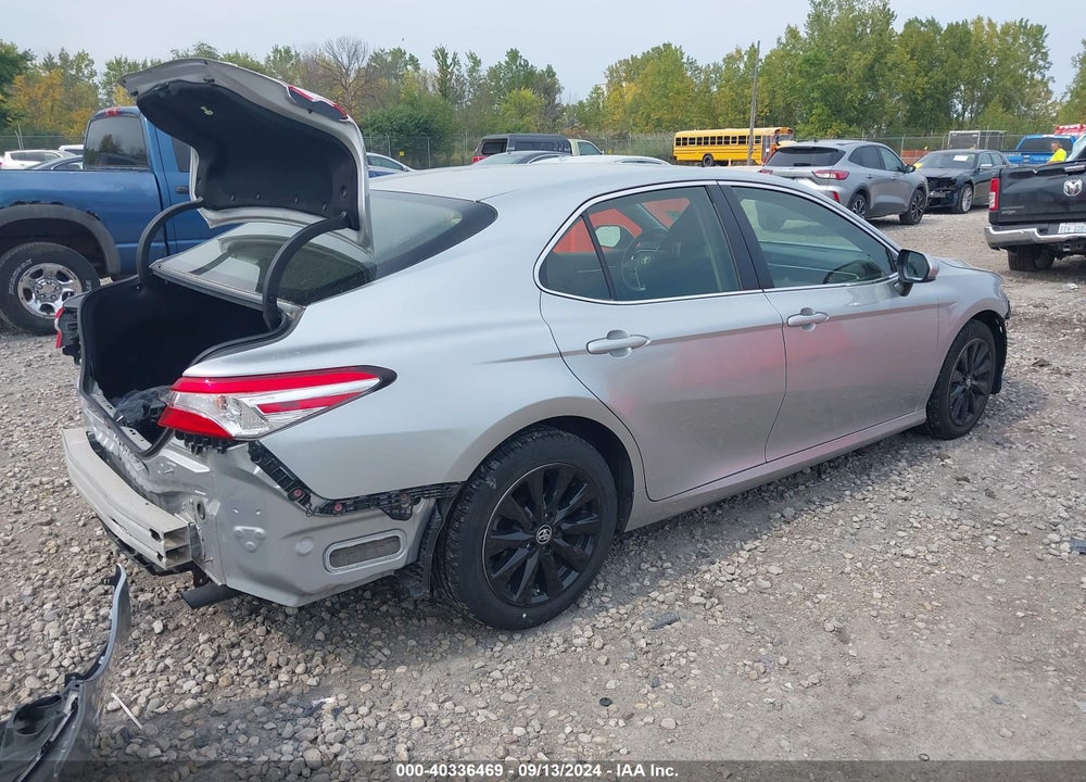2018 TOYOTA CAMRY LE VIN: JTNB11HK1J3045994