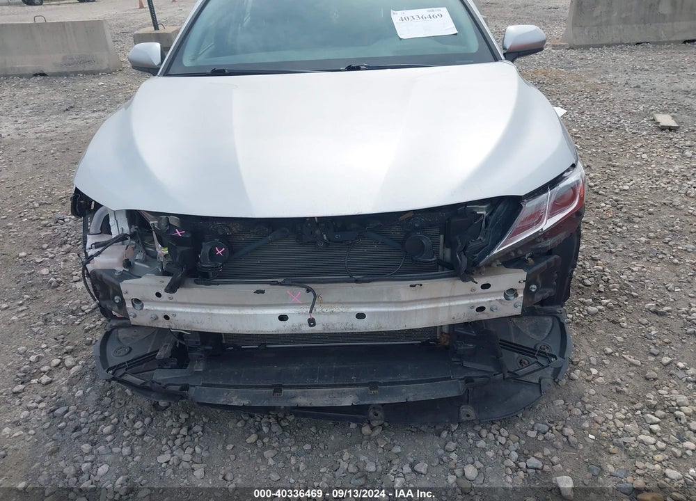 2018 TOYOTA CAMRY LE VIN: JTNB11HK1J3045994