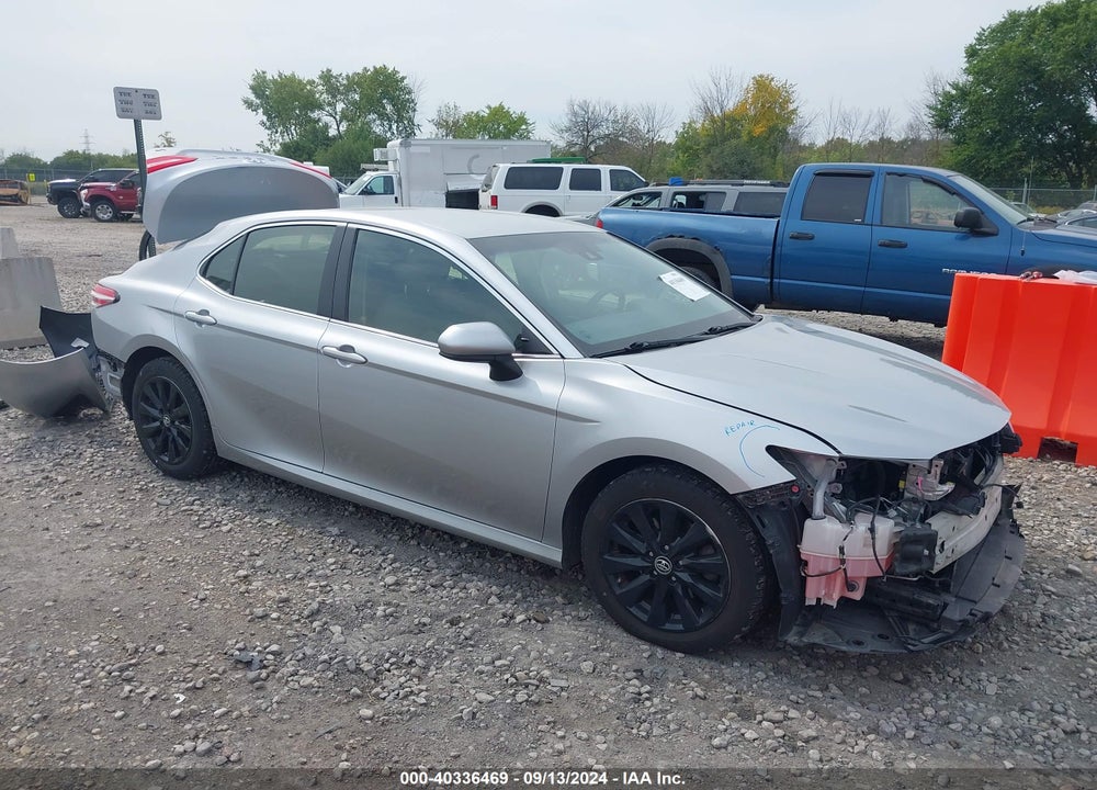 2018 TOYOTA CAMRY LE VIN: JTNB11HK1J3045994