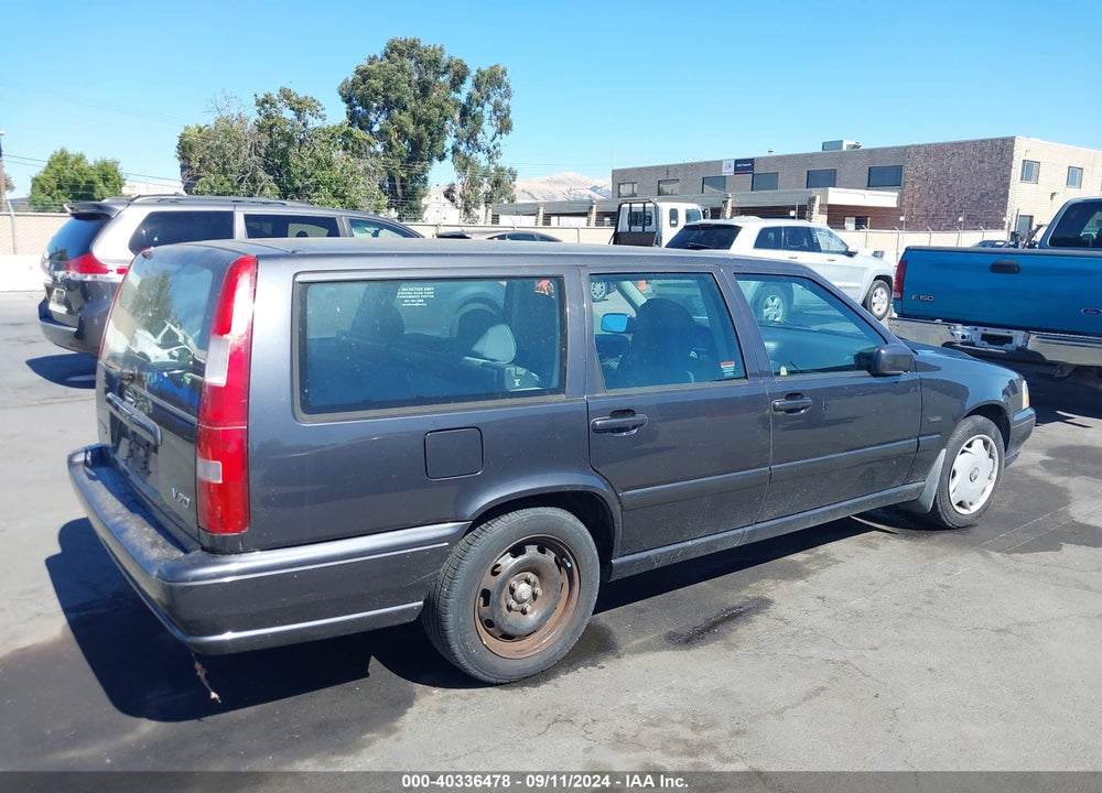 1998 VOLVO V70 VIN: YV1LW5548W2370463