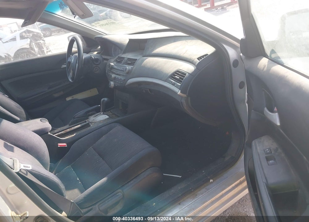 2012 HONDA ACCORD 2.4 LX-P VIN: 1HGCP2F47CA038534
