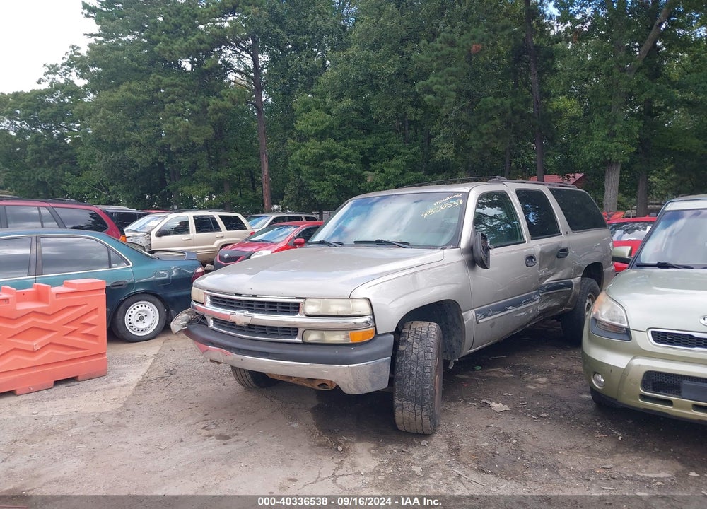 2001 CHEVROLET SUBURBAN 1500 LS VIN: 3GNEC16T31G225554