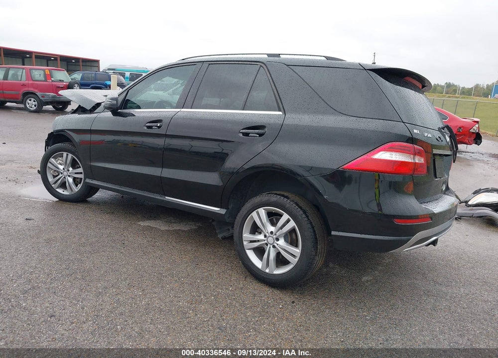2015 MERCEDES-BENZ ML 350 4MATIC VIN: 4JGDA5HB5FA575999