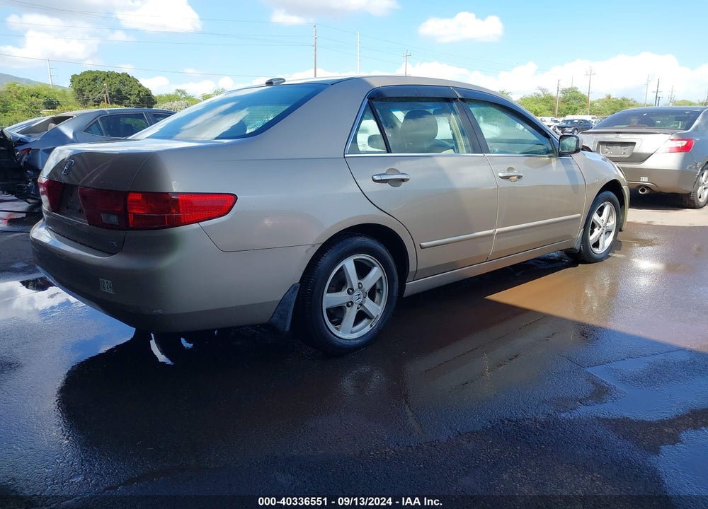2005 HONDA ACCORD 2.4 EX VIN: 1HGCM56825A081212