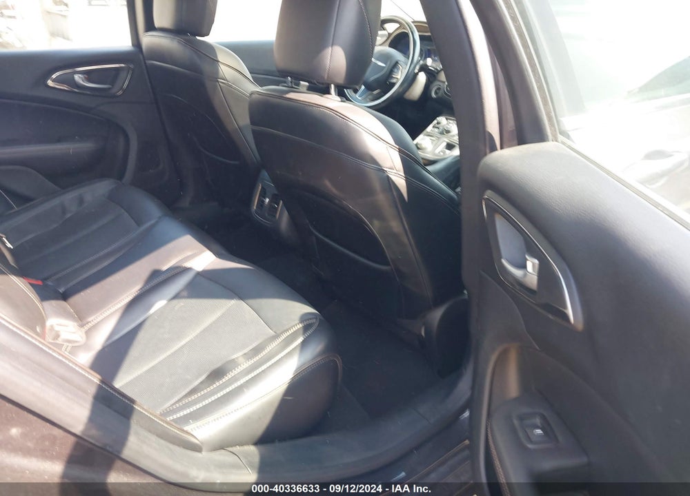 2015 CHRYSLER 200 C VIN: 1C3CCCCG7FN532814
