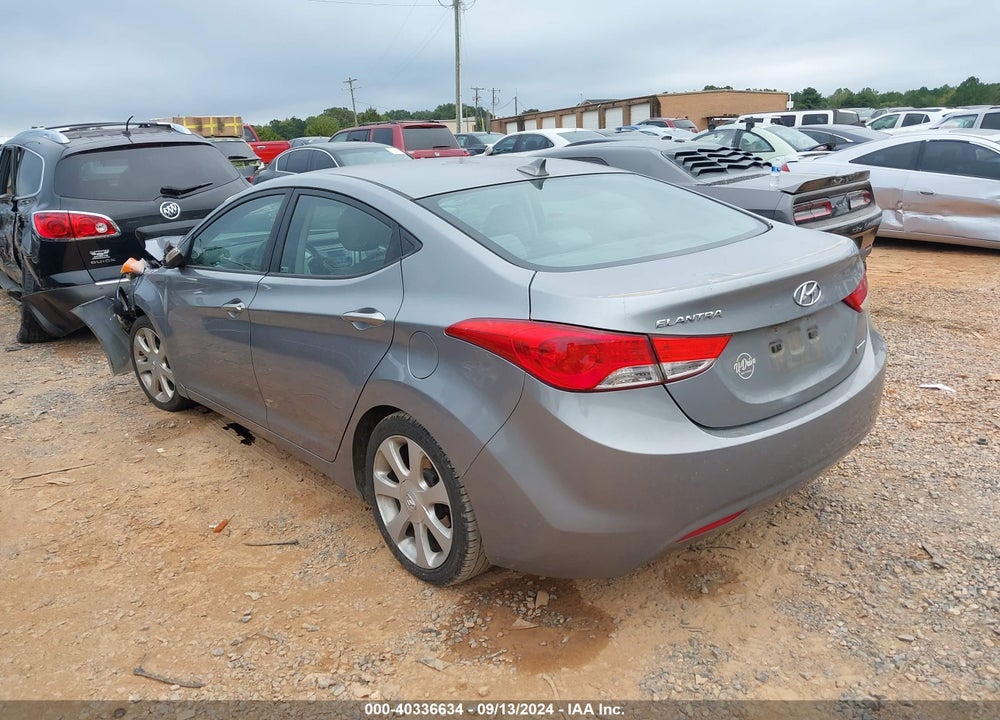 2013 HYUNDAI ELANTRA LIMITED VIN: KMHDH4AE7DU757631