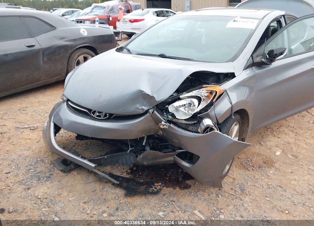 2013 HYUNDAI ELANTRA LIMITED VIN: KMHDH4AE7DU757631