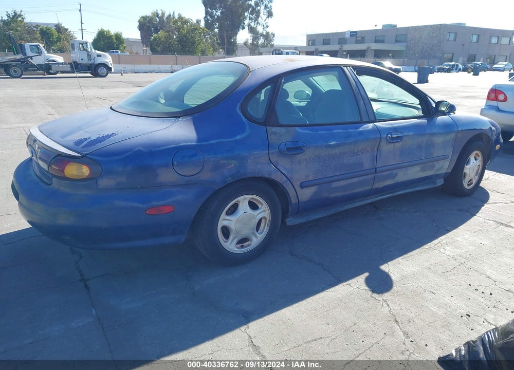 1996 FORD TAURUS GL VIN: 1FALP52U6TG305090