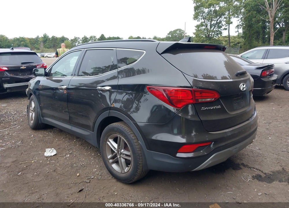 2017 HYUNDAI SANTA FE SPORT 2.4L VIN: 5NMZUDLB3HH041623