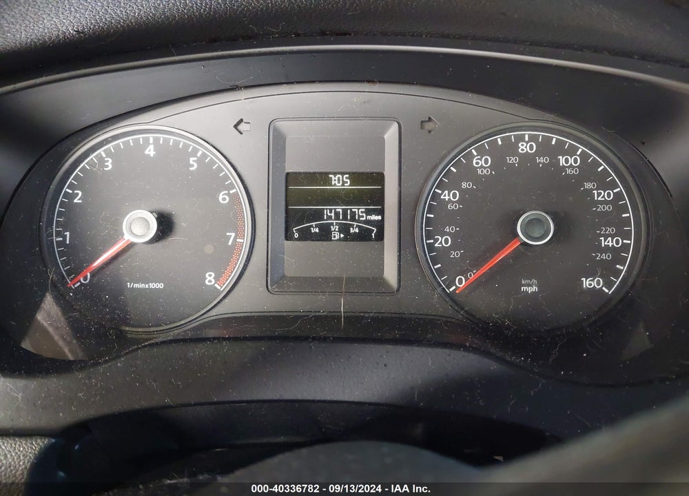 2011 VOLKSWAGEN JETTA 2.0L S VIN: 3VW2K7AJXBM377483