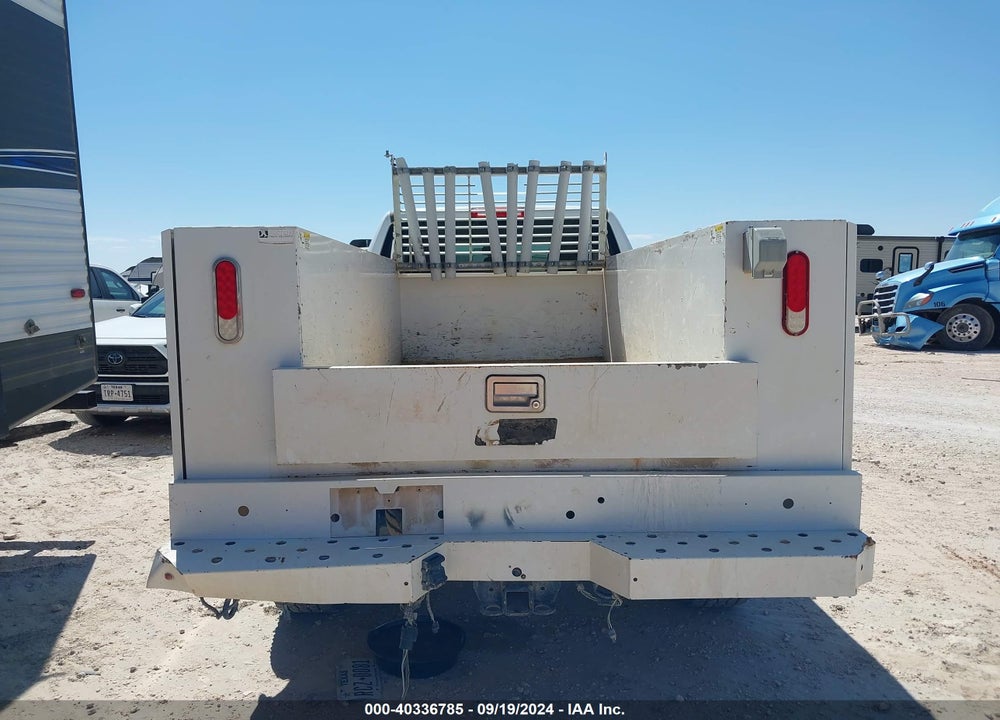 2018 RAM 3500 TRADESMAN  4X4 8' BOX VIN: 3C63R3GJ9JG393150