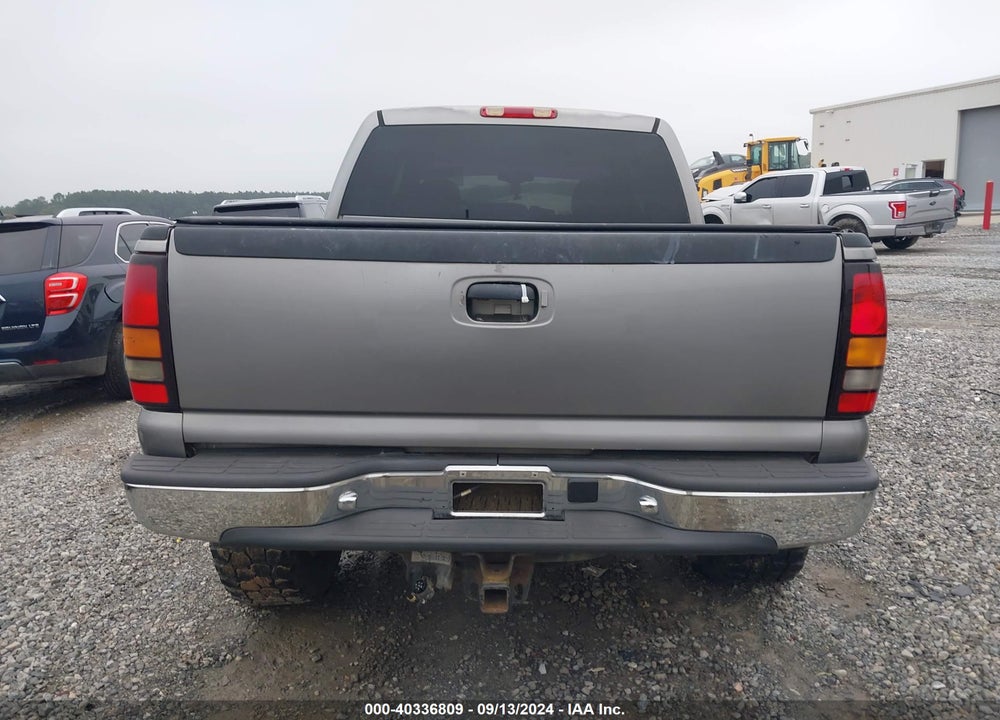 2007 GMC SIERRA 1500 CLASSIC SLE2 VIN: 2GTEK13Z871108817