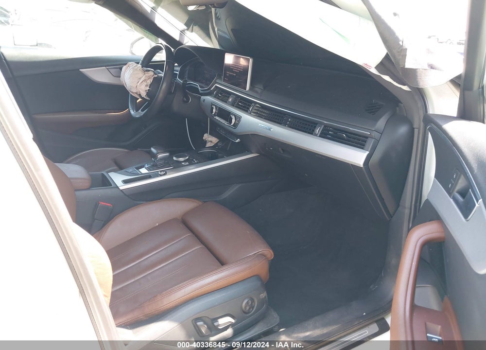 2017 AUDI A4 2.0T PREMIUM VIN: WAUFNAF40HN023575