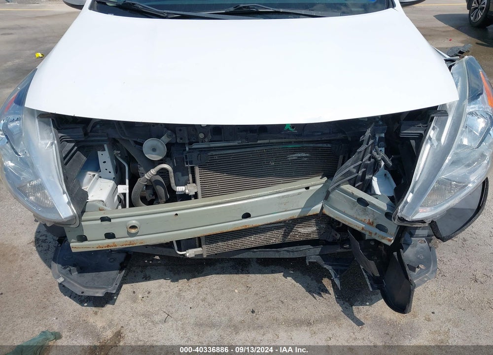2018 NISSAN VERSA 1.6 SV VIN: 3N1CN7AP4JL852300