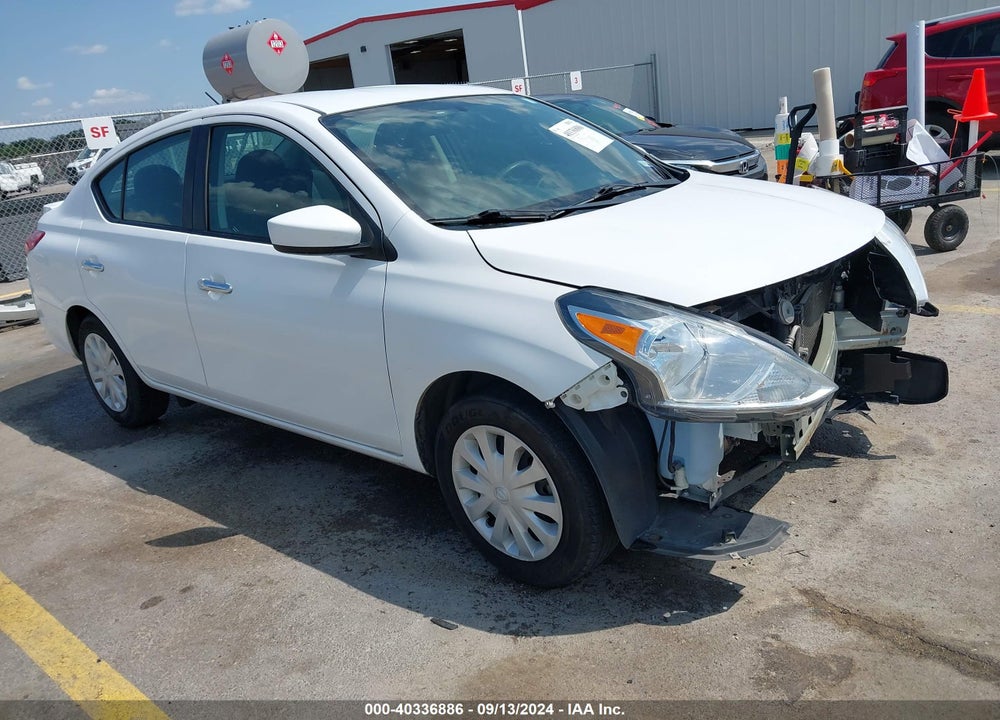 2018 NISSAN VERSA 1.6 SV VIN: 3N1CN7AP4JL852300