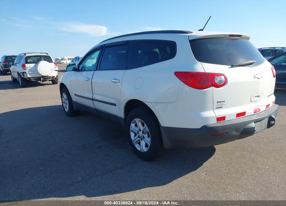 2012 CHEVROLET TRAVERSE LS VIN: 1GNKVFED6CJ184777