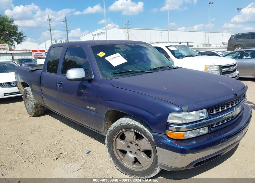 2001 CHEVROLET SILVERADO 1500 LS VIN: 2GCEC19T211127953