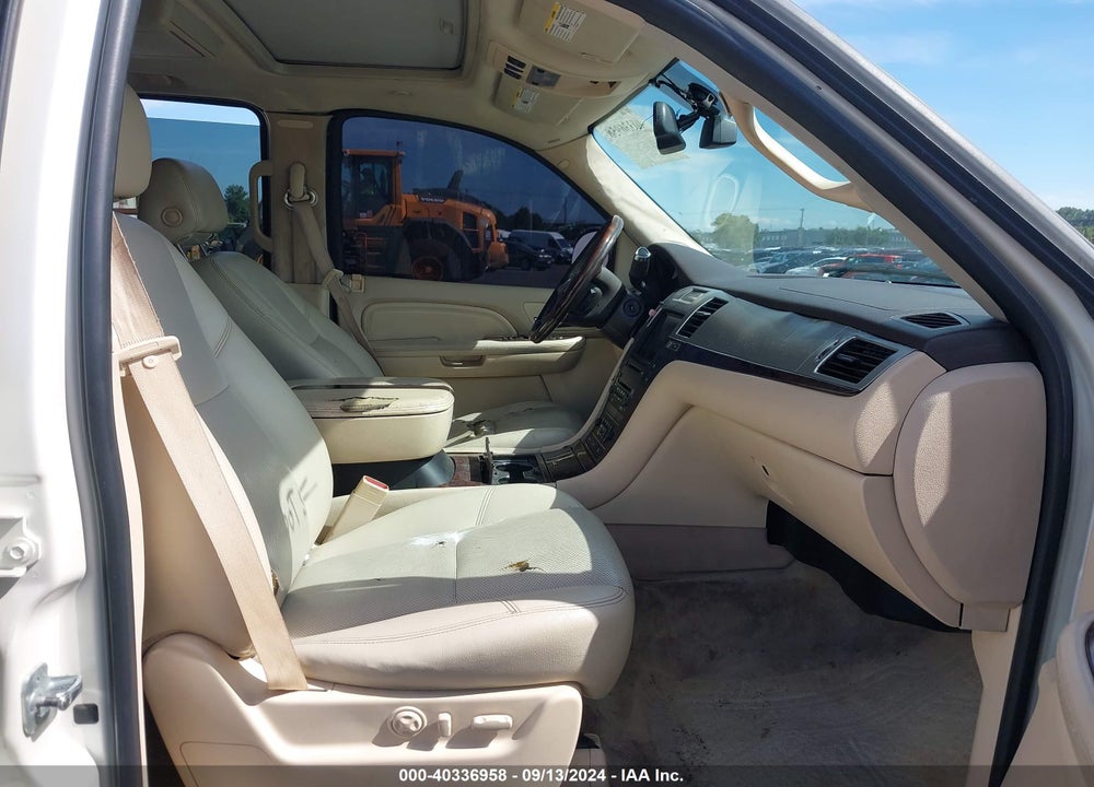 2007 CADILLAC ESCALADE STANDARD VIN: 1GYEC63887R317347