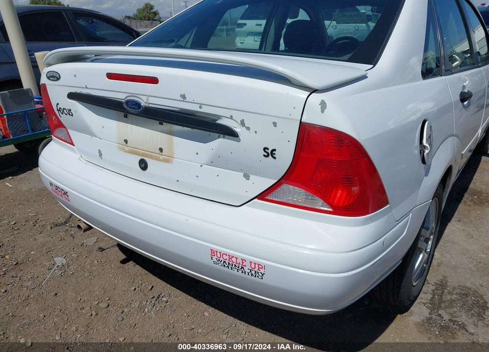 2000 FORD FOCUS SE VIN: 1FAFP3437YW382294